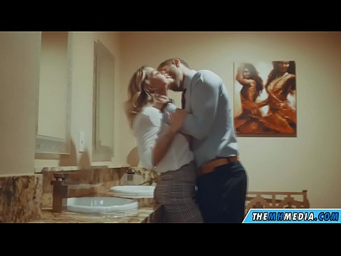 ❤️ Вақте ки як малламуй busty шумо дар як ҳоҷатхона ҷамъиятӣ seduces ❤ Секс дар мо tg.123sex.ru ❌❤